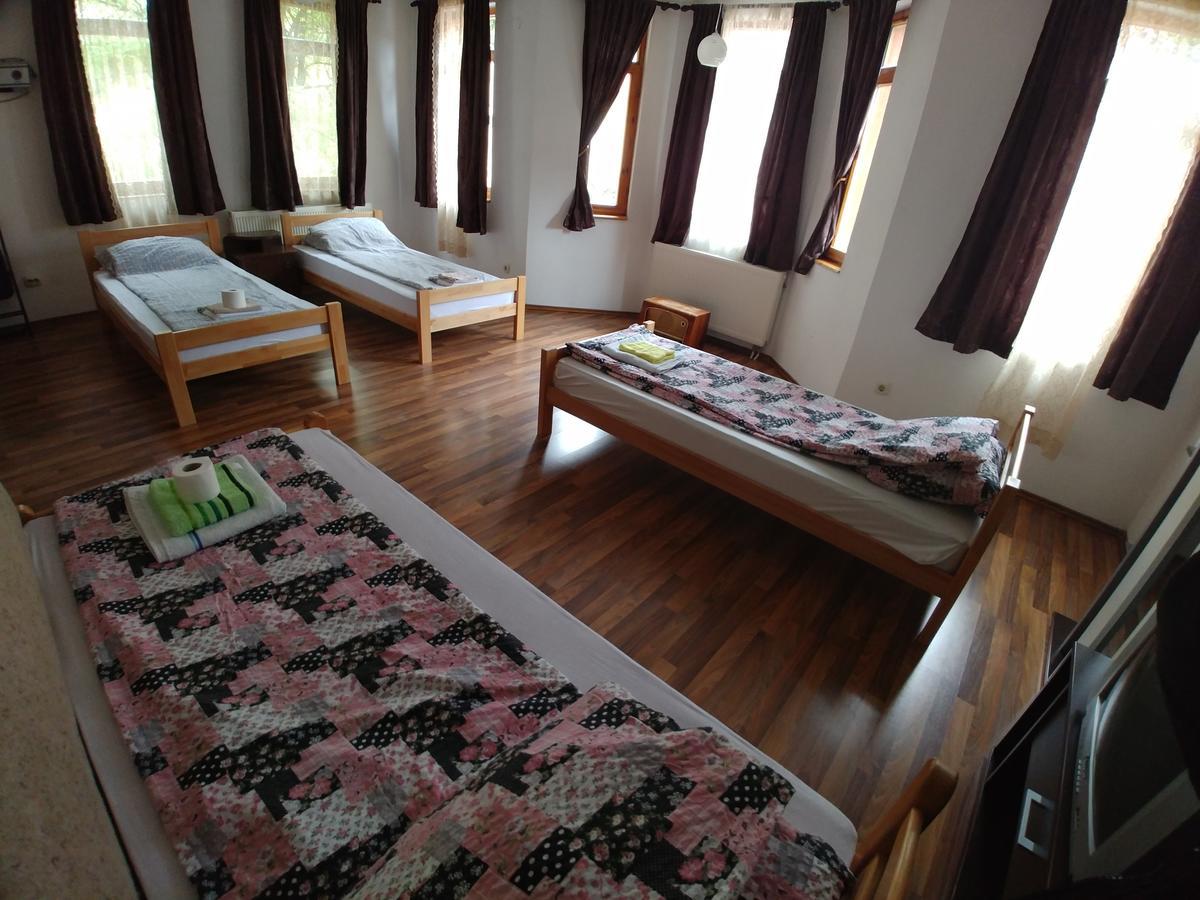 Guesthouse Ljubicica Sarajevo Bagian luar foto